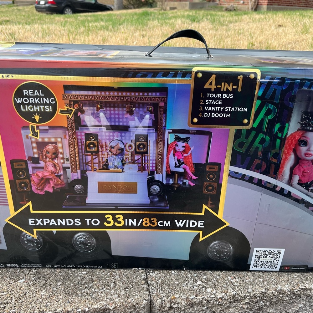 Rainbow High Tour Bus- NEW